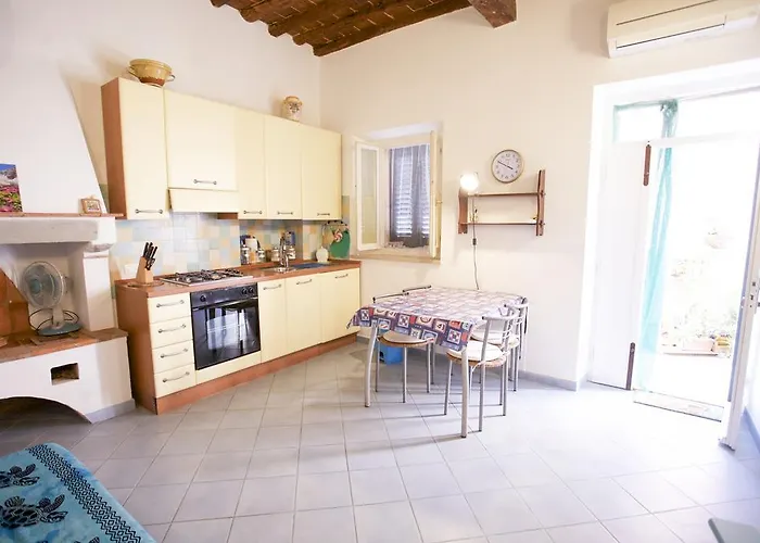 Piazza Il Fico Портоферрайо